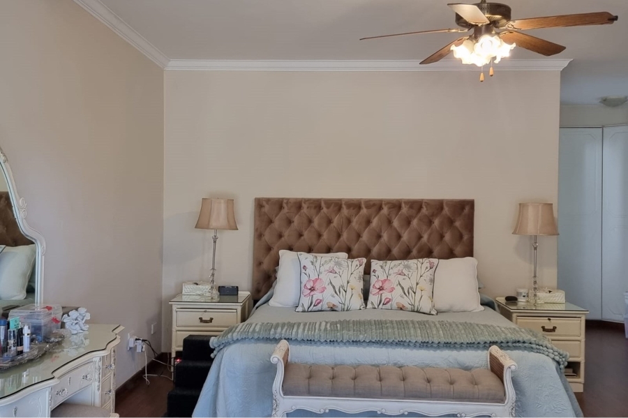 4 Bedroom Property for Sale in WestLake Country Safari Estate North West